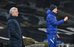 <b>����沶����Ϸ��ִ������ǰ5��Ӣ������1��ͼ�ն�����ʷ������</b>